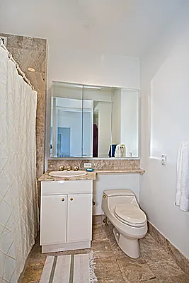 Rented by Sumitomo Real Estate Sales | media 5