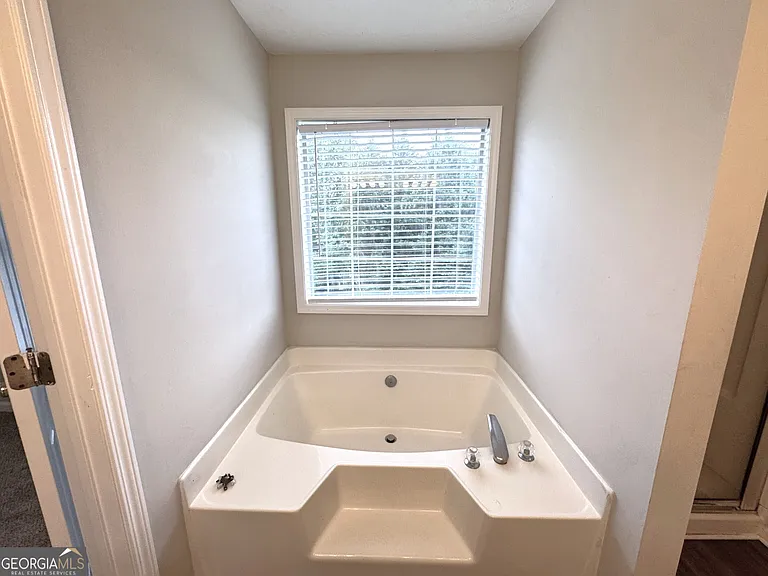 2121 Silva Ct — Photo 25