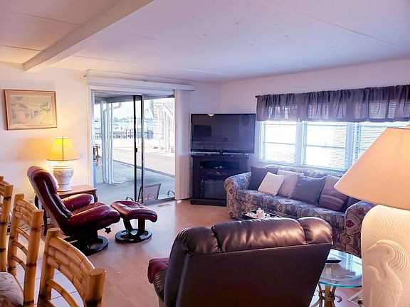 5th image of 1375 Pasadena Ave S Lot 140