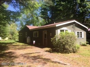 19 Knox Rd, Schroon Lake, NY 12870