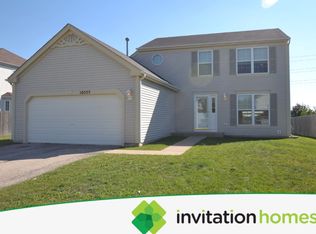 10555 Yellowstone Dr, Huntley, IL 60142