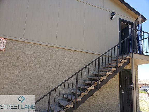 3rd image of 2225 E Wood St #2