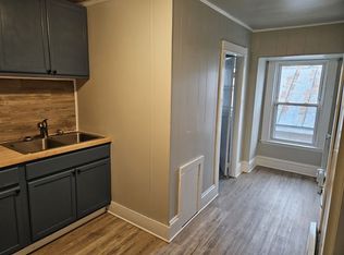 28 Redington St #4, Waterville, ME 04901