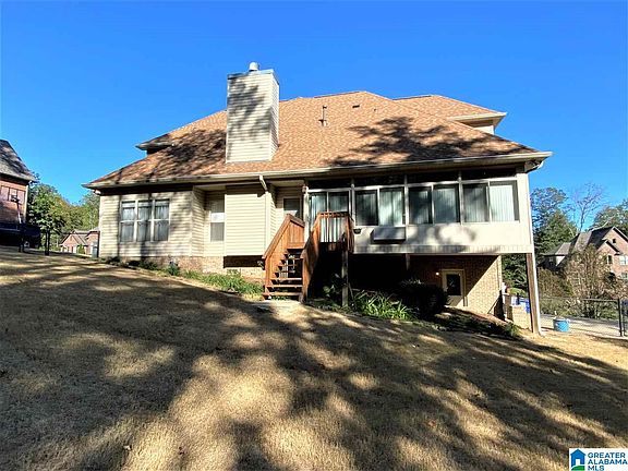 2nd image of 3416 Ashford Ln