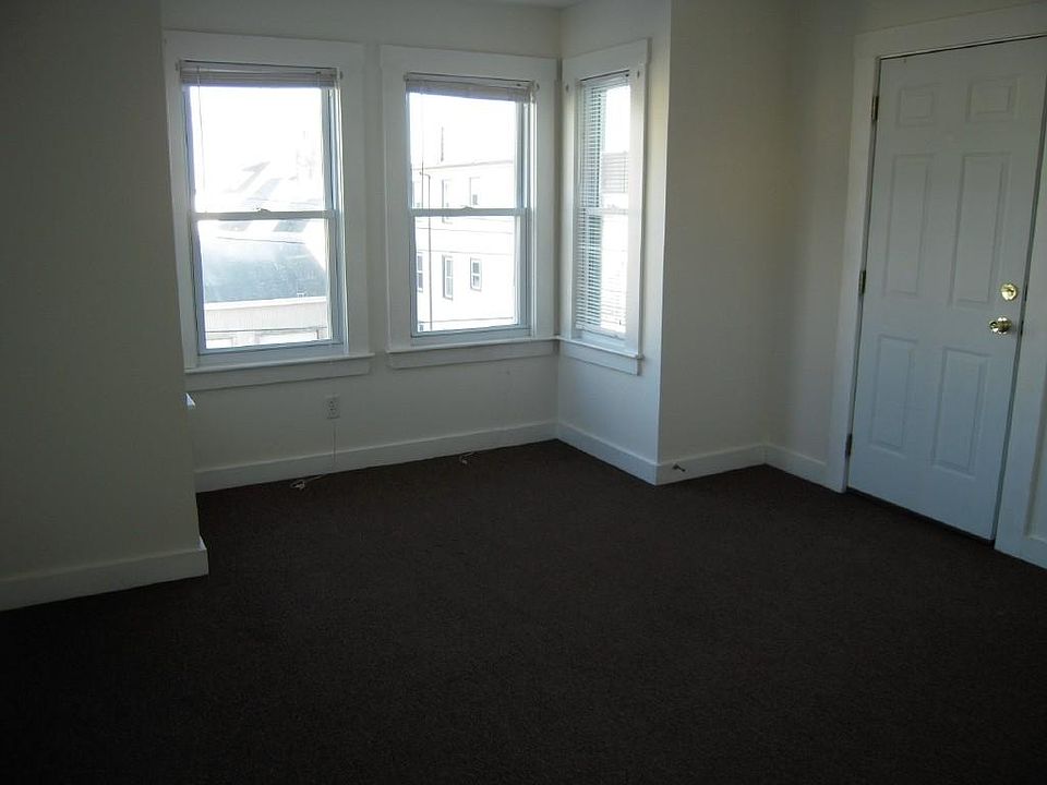 2nd image of 443 Bolton St APT 1