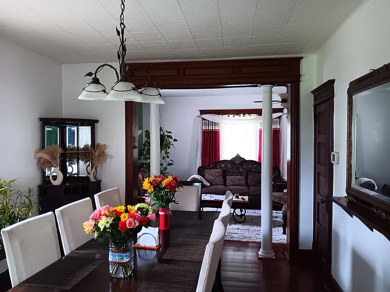 Dining into Living room space