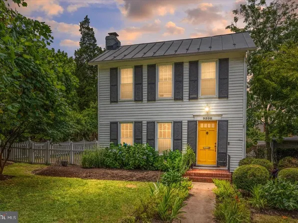 9308 Main St, Manassas, VA 20110