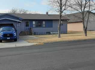 1024 Arthur St N, Stanton, ND 58571
