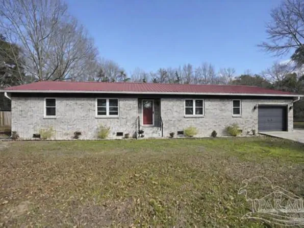 4420 Mundy Ln, Pace, FL 32571