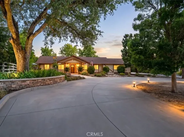 2385 Larkfield Pl, Paso Robles, CA 93446