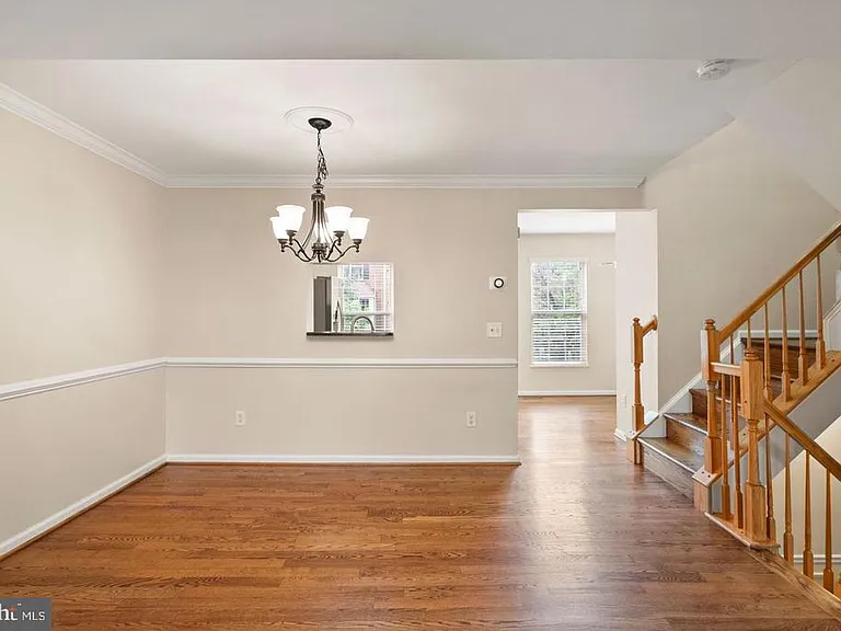 917 Rolfe Pl — Photo 26