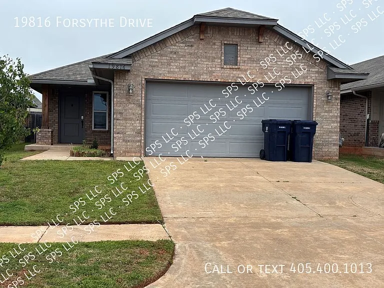 19816 Forsythe Dr — Photo 1