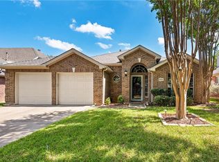2502 Graystone Ln, Corinth, TX 76210