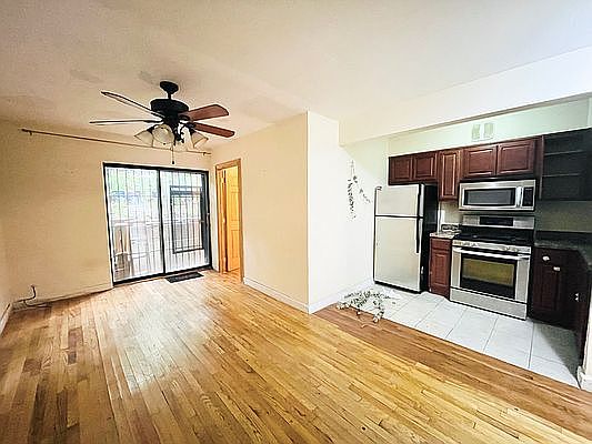 1st image of 71 Cooper St #A