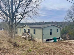 13054 Eastwood Dr, De Soto, MO 63020