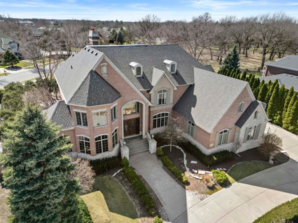 10224 Cherrywood Ln, Munster, IN 46321