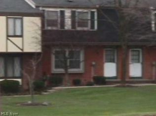 1815B Higby Dr, Stow, OH 44224