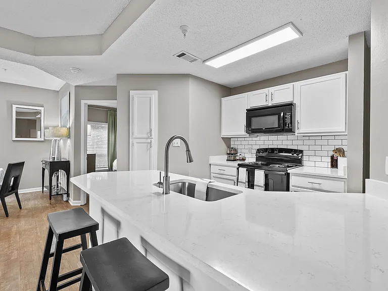 Avana Lexington — Photo 10