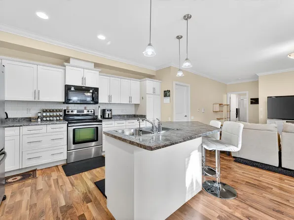 7293 S Terwillegar Dr NW #58, Edmonton, AB T6R 0N5