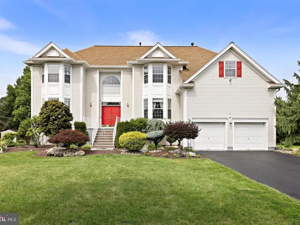 7 Taft Ct, East Windsor, NJ 08520