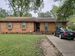 323 Trenton Rd, Forrest City, AR 72335