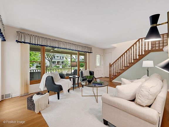 5th image of 613 N Spring Ave