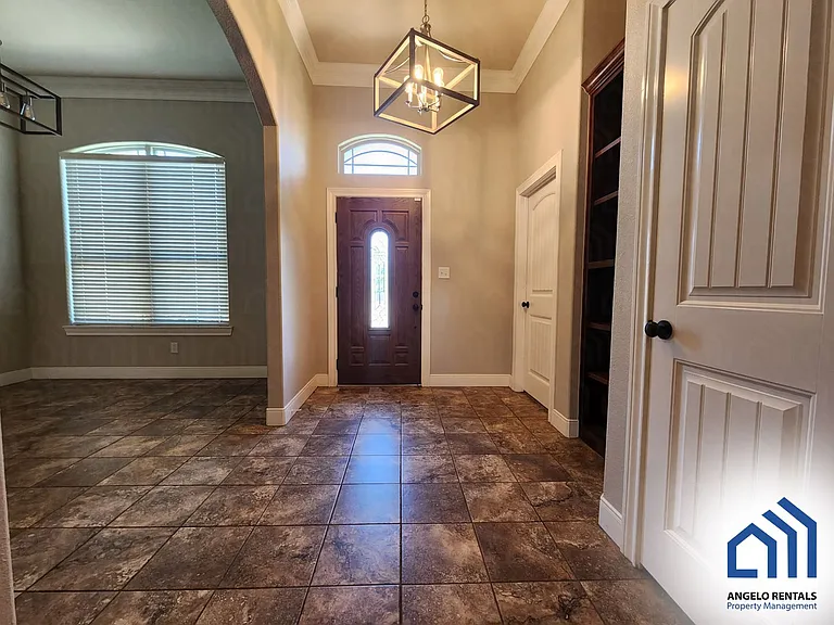 801 Hunters Glen Rd — Photo 9