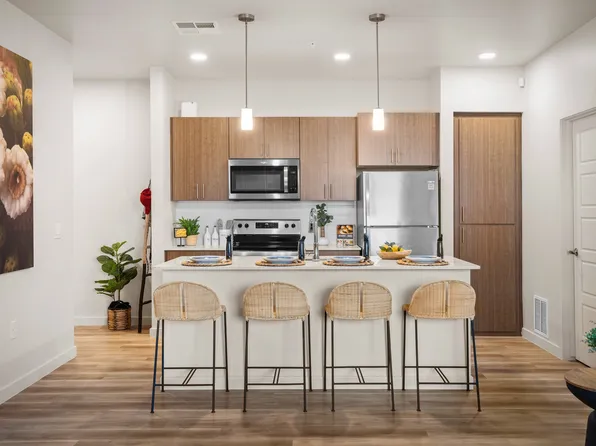 Acero Hawes Crossing