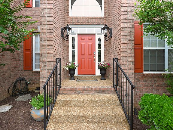 3rd image of 102 Lance Park Cir