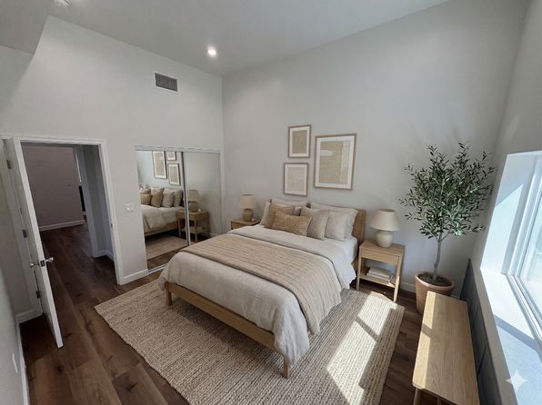 5507-5509 S Manhattan Pl #5509-1/2