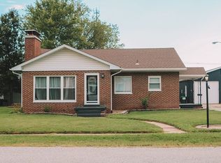 14 E Mill St, Millstadt, IL