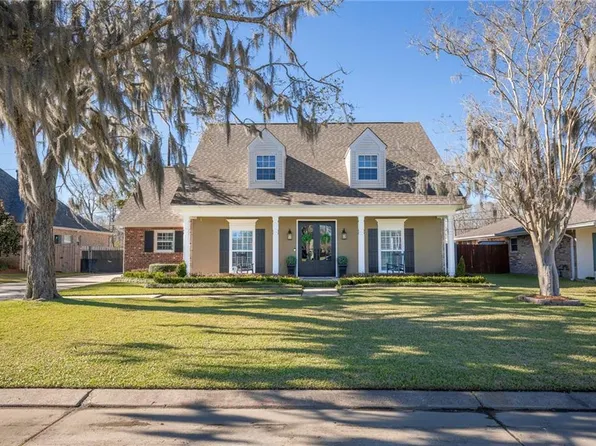 209 Villere Dr, Destrehan, LA 70047