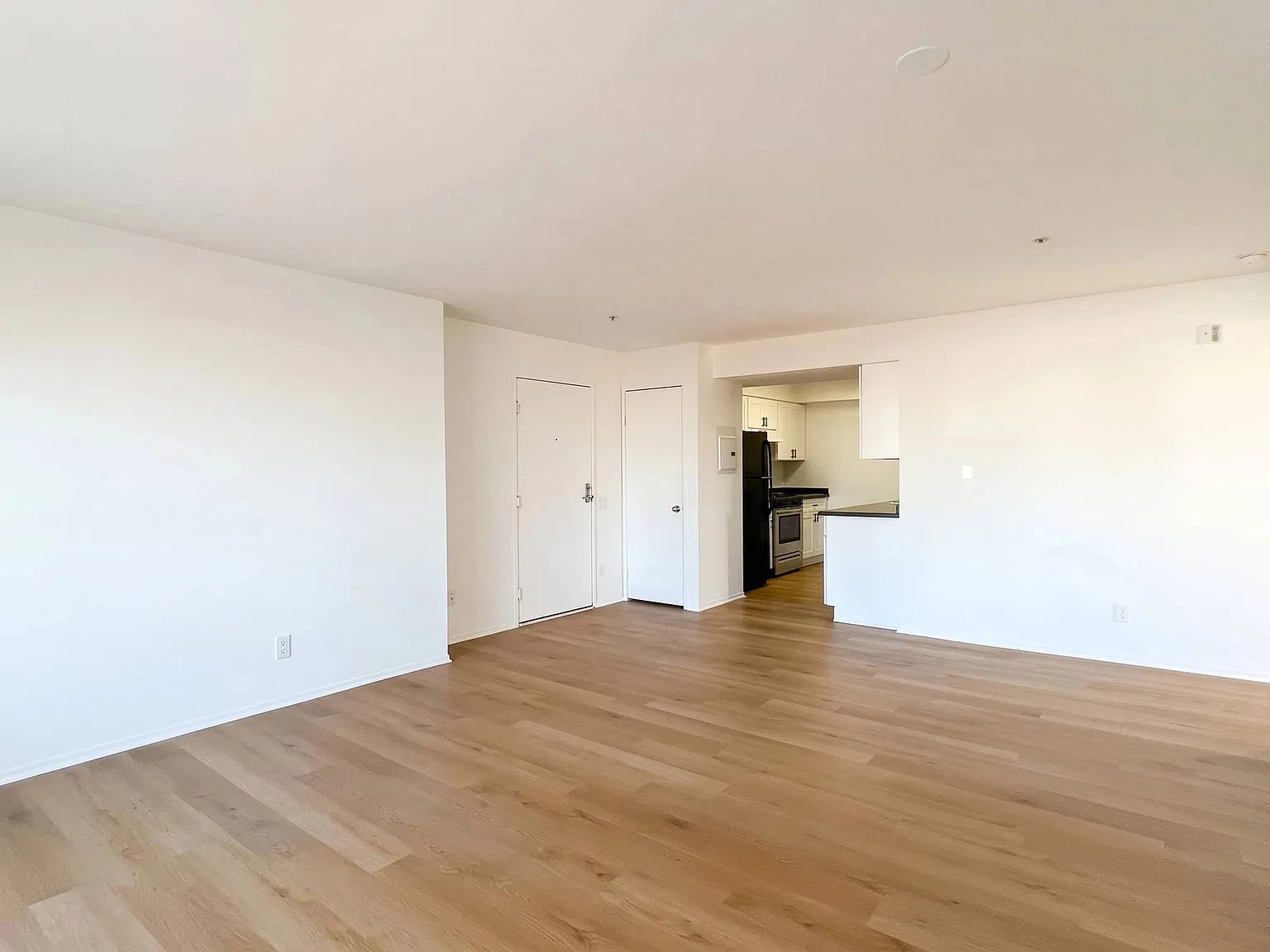 1144 12th St — Photo 3