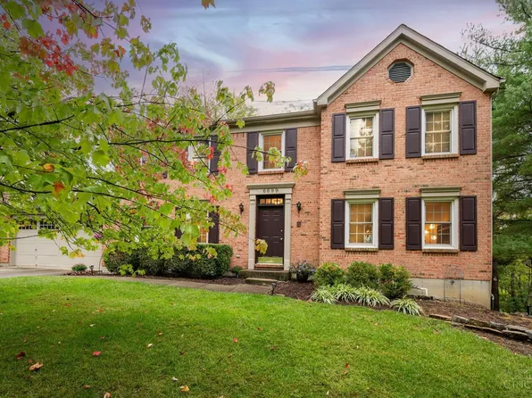 6699 Old Station Dr, West Chester, OH 45069