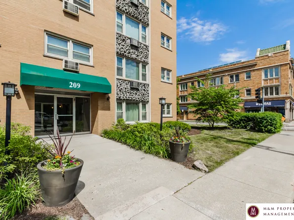 209 S. Oak Park Avenue, 209 S Oak Park Ave #1cfaa7ba6, Oak Park, IL 60302