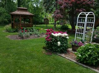 3269 W Galbraith Rd, Cincinnati, OH 45239