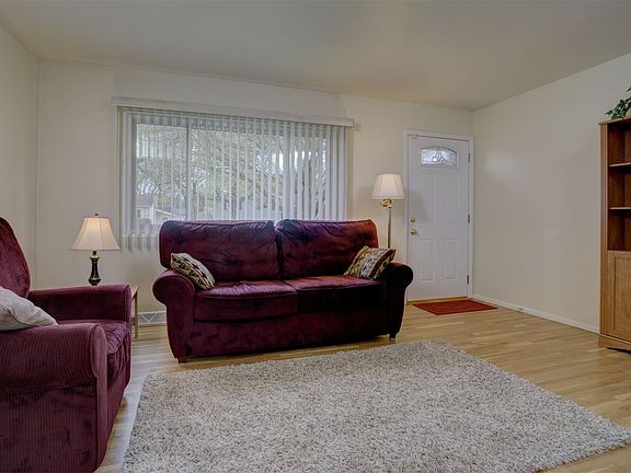 2nd image of 1739 Hass Dr