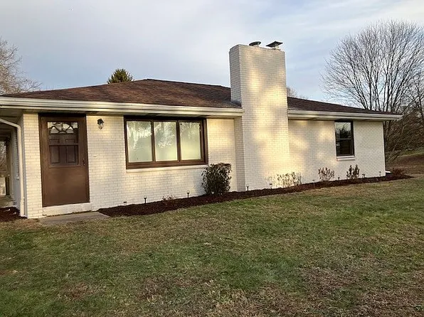 1207 State Route 18, Aliquippa, PA 15001