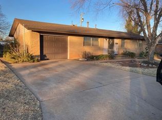 901 E Kee St, Weatherford, OK 73096