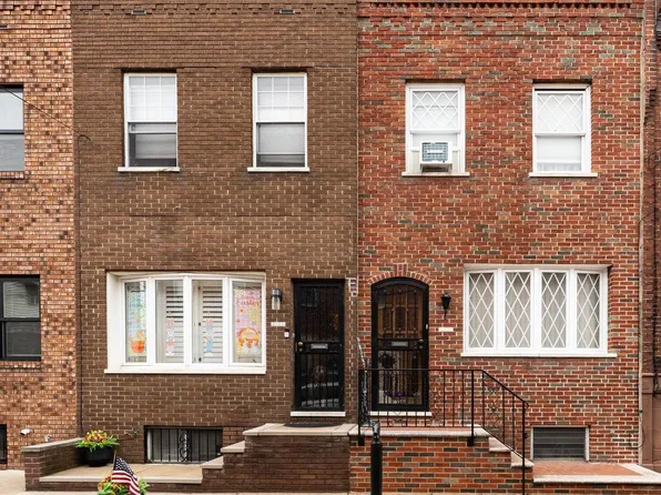 2644 S Hicks St, Philadelphia, PA 19145