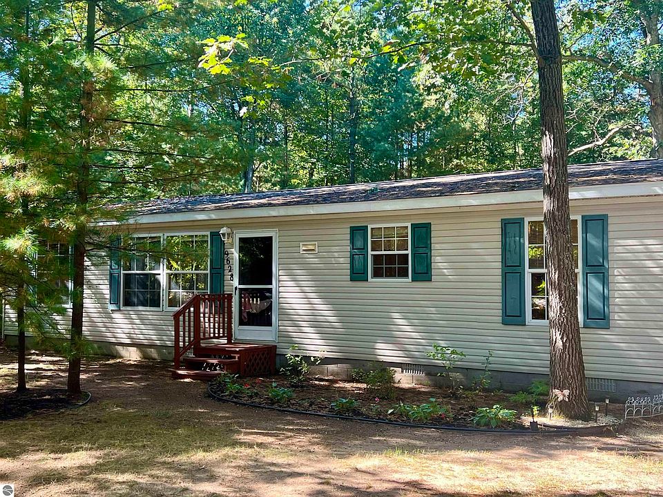 1st image of 9628 Pine Circle Dr NW