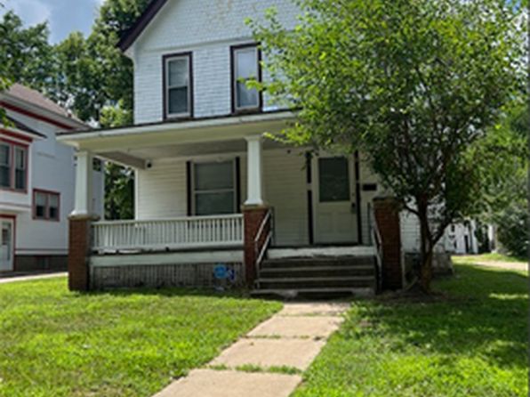 1909 SW Clay St