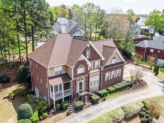 2nd image of 9360 Parkwood Ave