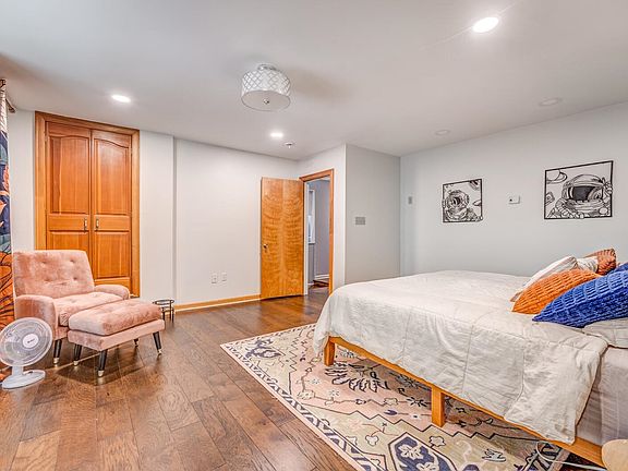 15th image of 8651 Baylor Rd