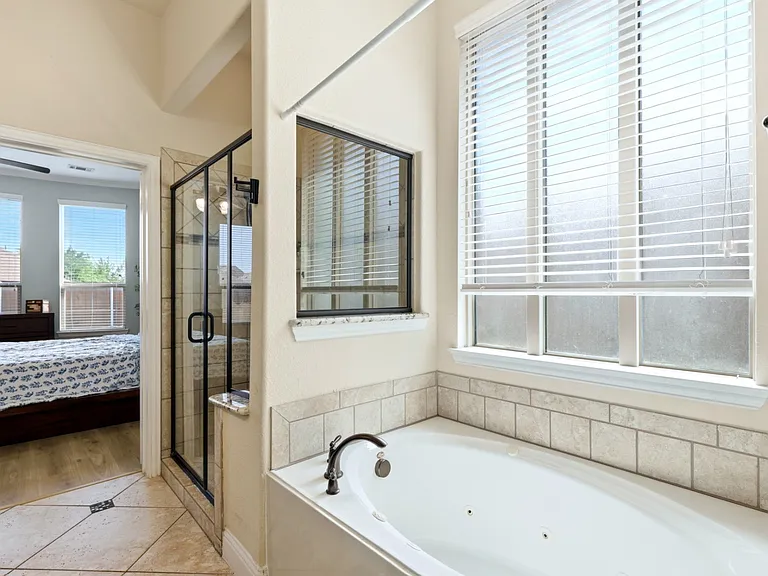 16512 Amistad Ave — Photo 20