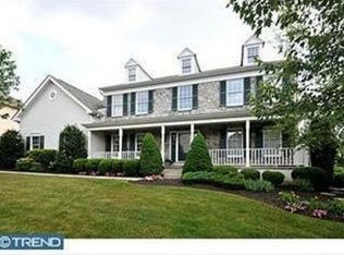 1904 Blackhawk Cir, Audubon, PA 19403