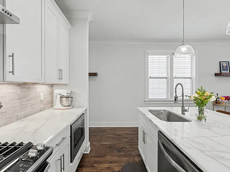 6105B Louisiana Ave — Photo 9