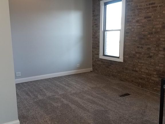 5th image of 1343 N Ashland Ave