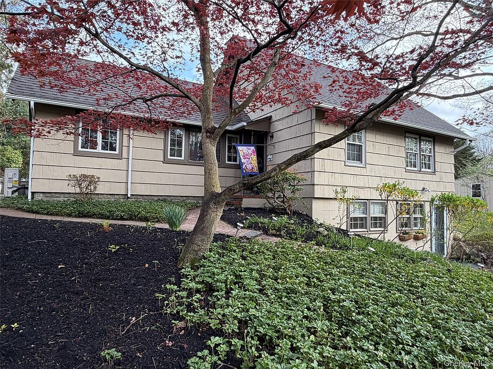 1st image of 21 Dogwood Drive