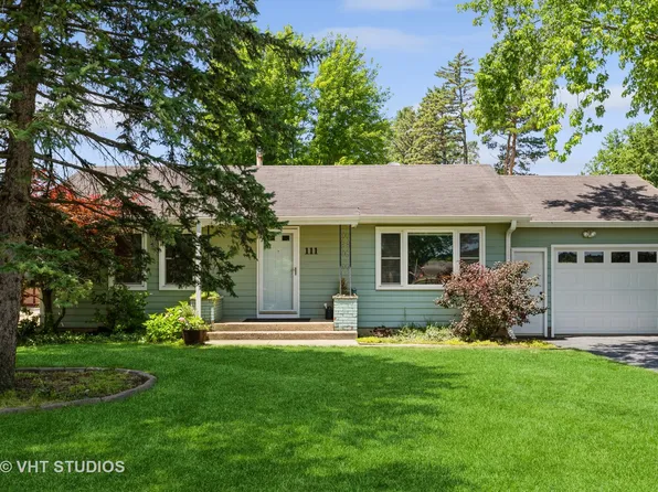 111 Carpenter Blvd, Carpentersville, IL 60110